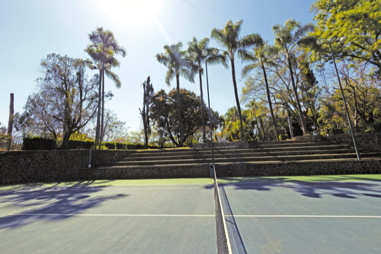 Tennis Racquet Cuernavaca Hotel