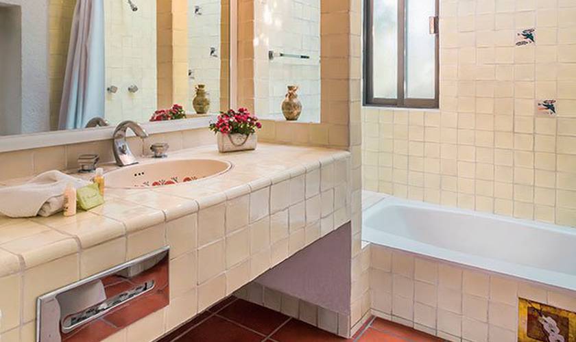 Standard room Racquet Cuernavaca Hotel Standard room Racquet Cuernavaca Hotel