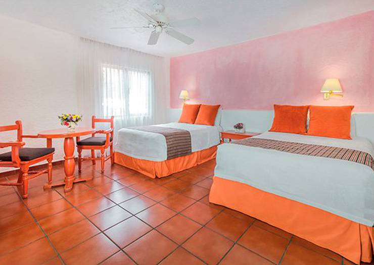 Standard room Racquet Cuernavaca Hotel