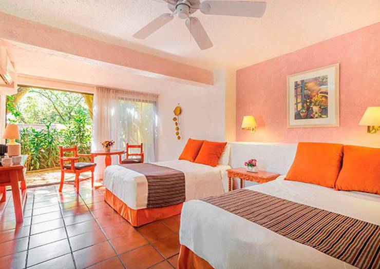 Standard room Racquet Cuernavaca Hotel