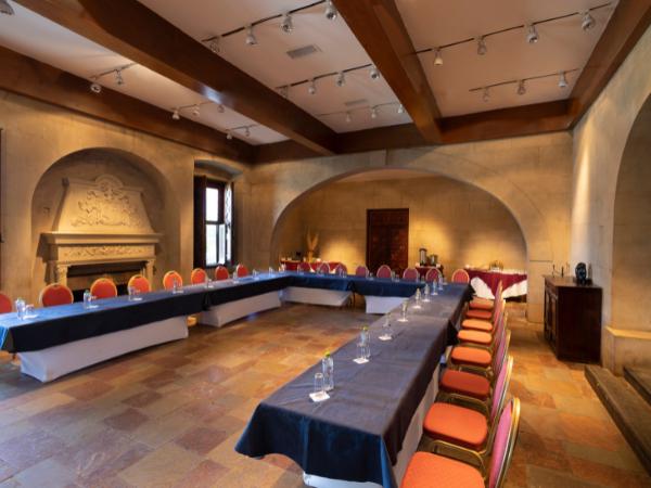 Library Racquet Cuernavaca Hotel Library Racquet Cuernavaca Hotel